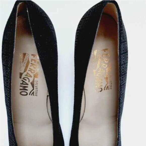 SALVATORE FERRAGAMO Classic Black Heel Pumps Sz 8.5 AA - Picture 5 of 10